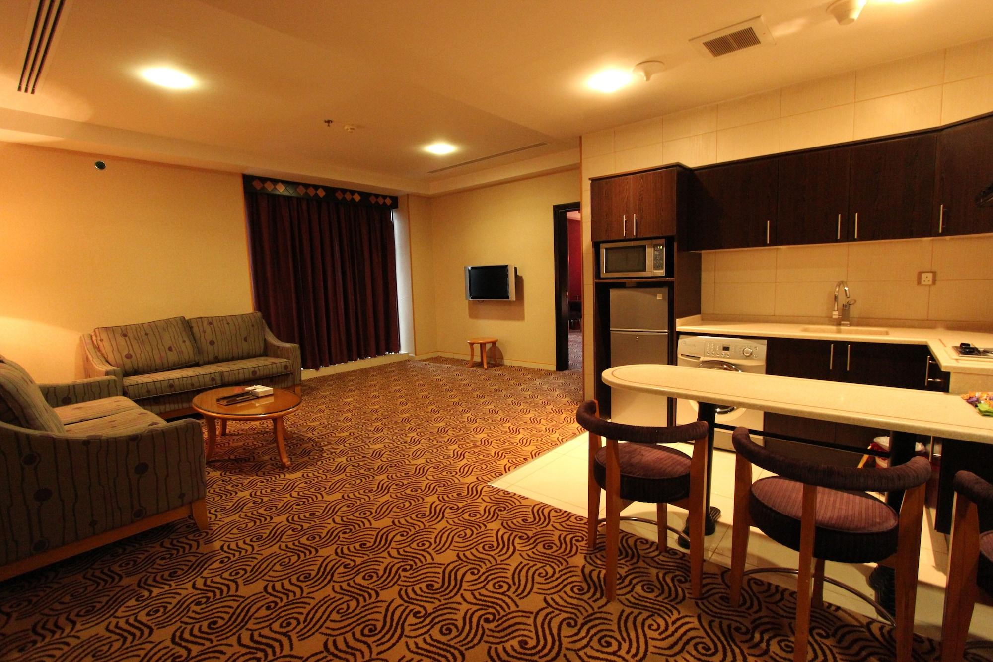 טאיף Awaliv International Hotel מראה חיצוני תמונה A suite at the hotel