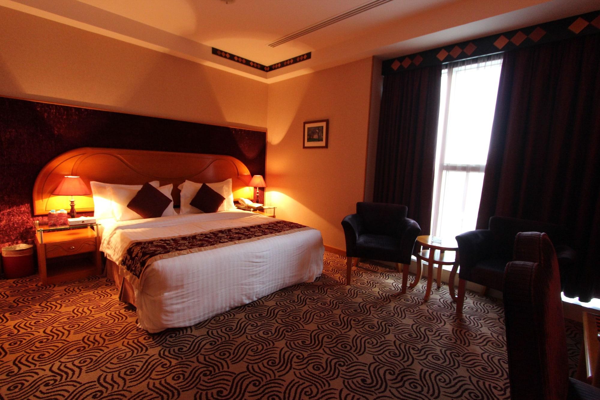 טאיף Awaliv International Hotel מראה חיצוני תמונה A room at the hotel