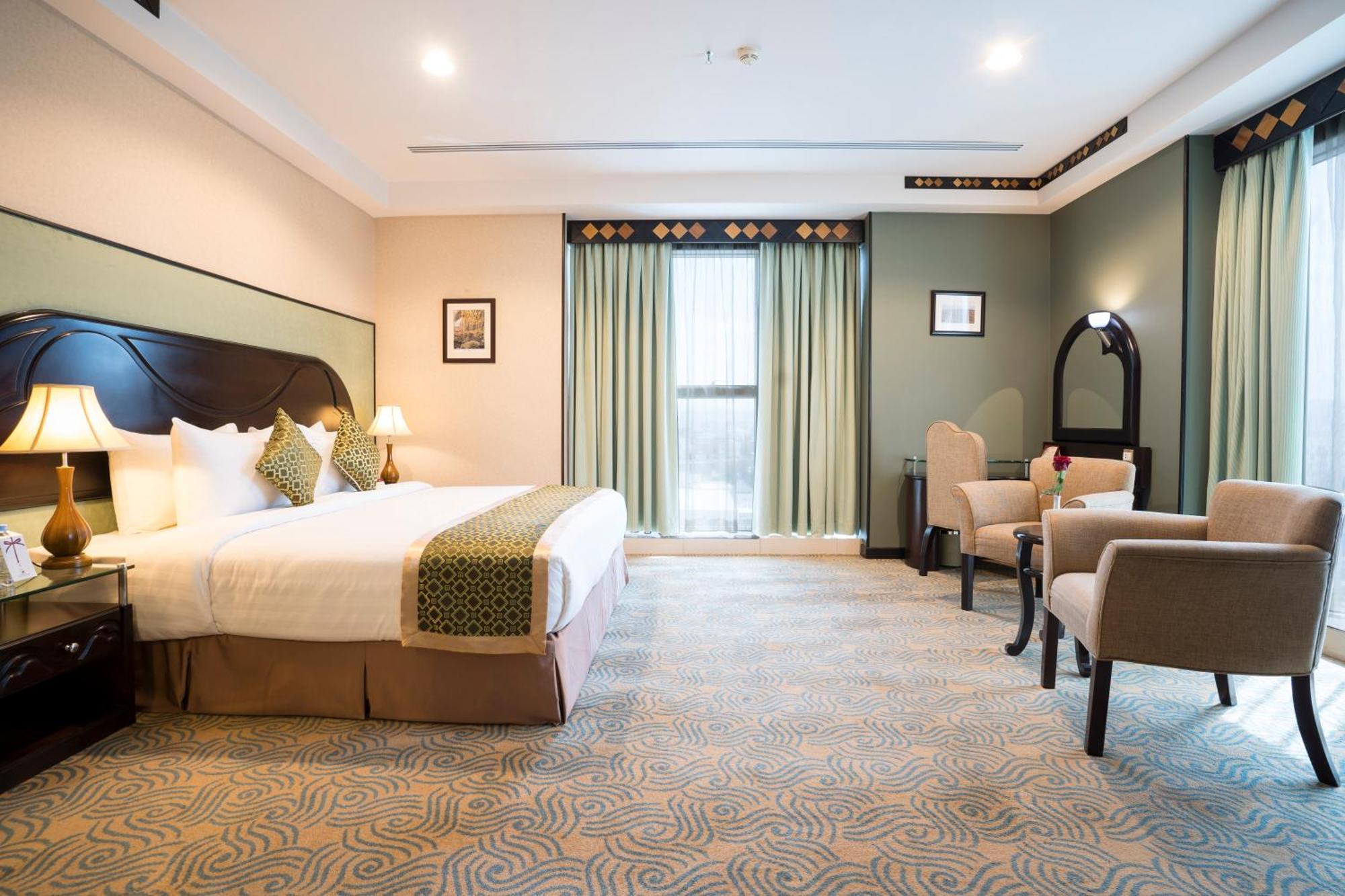 טאיף Awaliv International Hotel חדר תמונה Deluxe Room